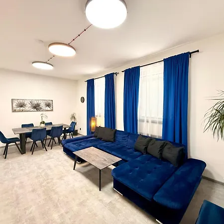 Deluxe Apartament *
